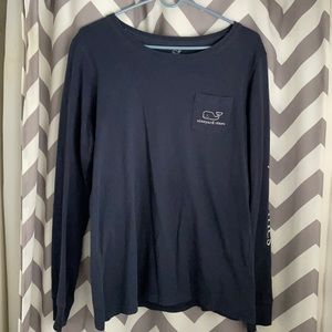 Vineyard vines navy long sleeved T